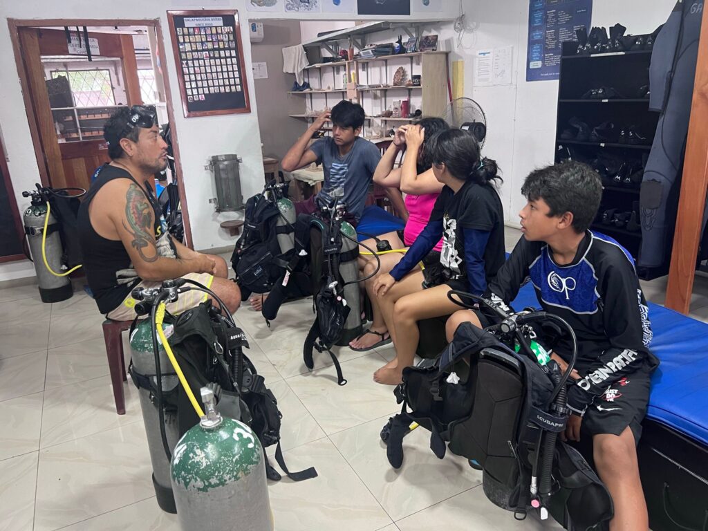 A Classroom sessions as part of a PADI Discover Scuba Diving Course.